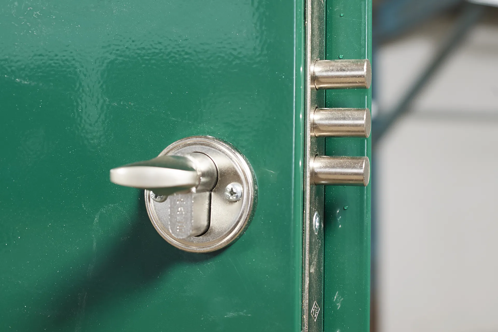 Flat Packed Metal Storage Container | Delivered United States - Image 4
